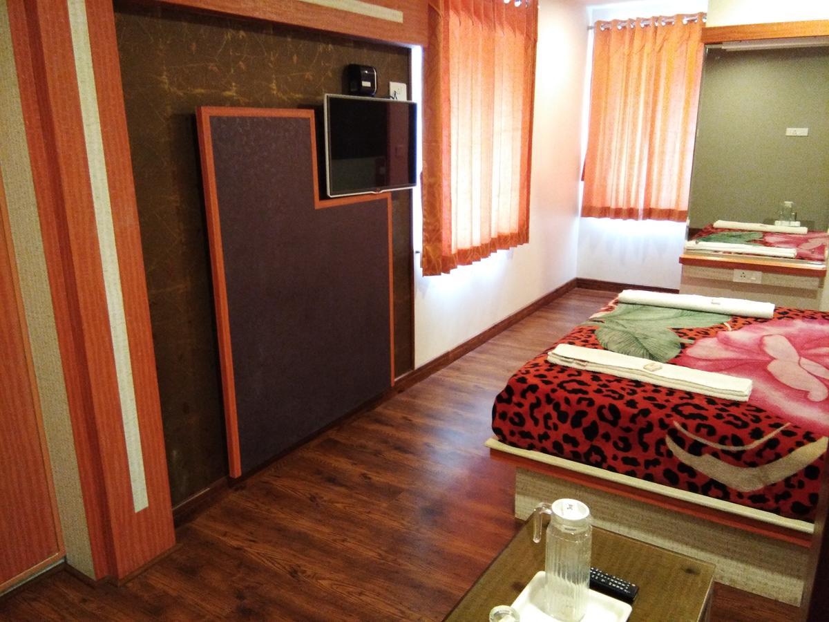 Sarkar Palace Ooty Esterno foto